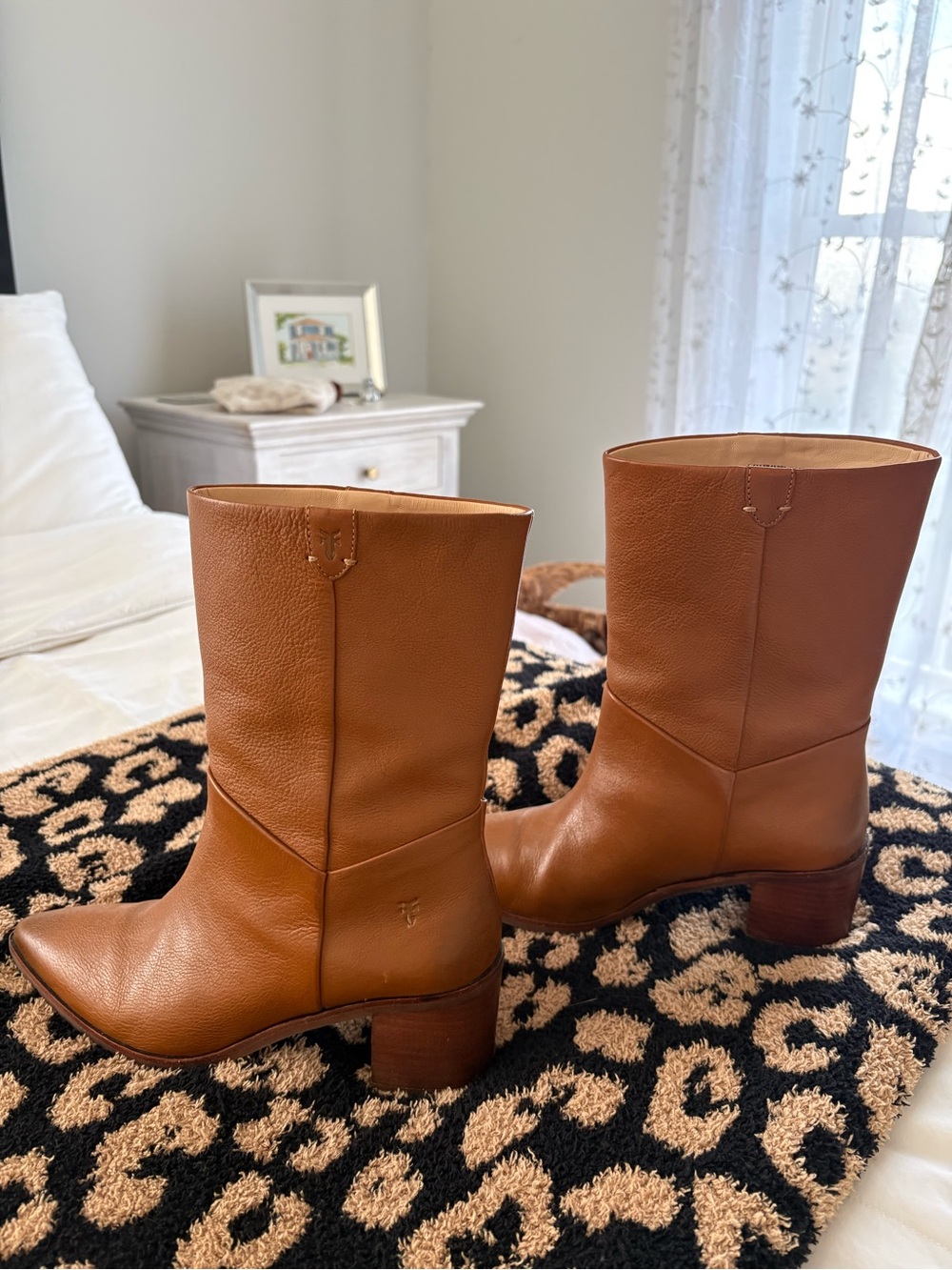 Frye Saide Softie Midi Boots